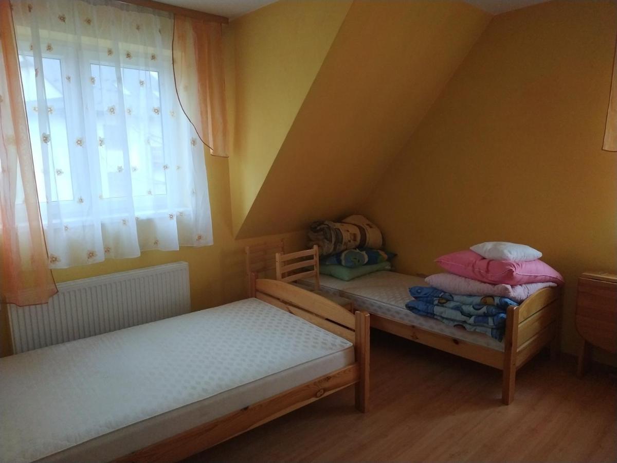 Pokoje U Bryksego Hotel Dursztyn ภายนอก รูปภาพ