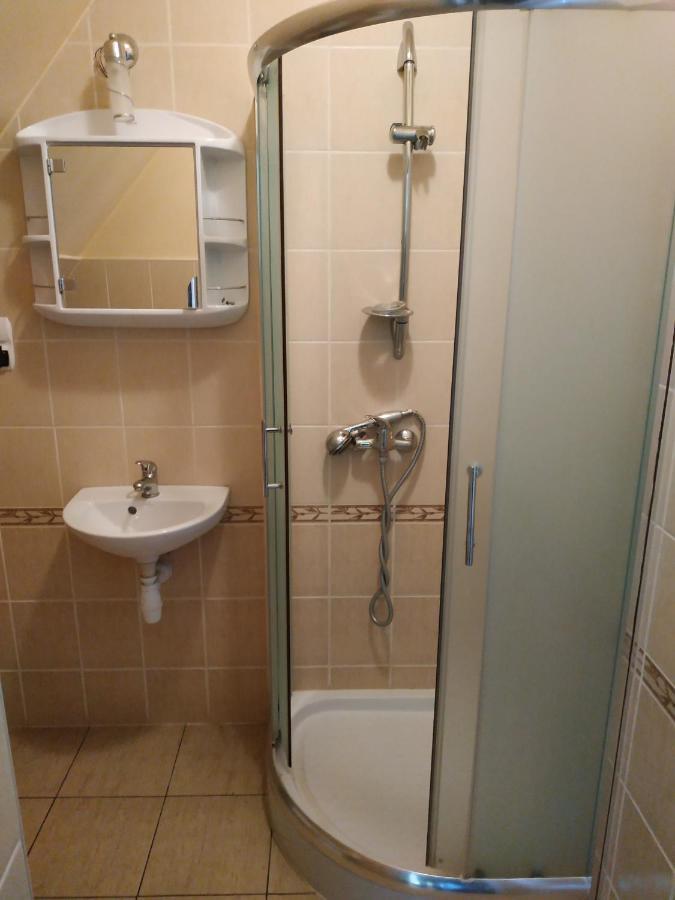 Pokoje U Bryksego Hotel Dursztyn ภายนอก รูปภาพ